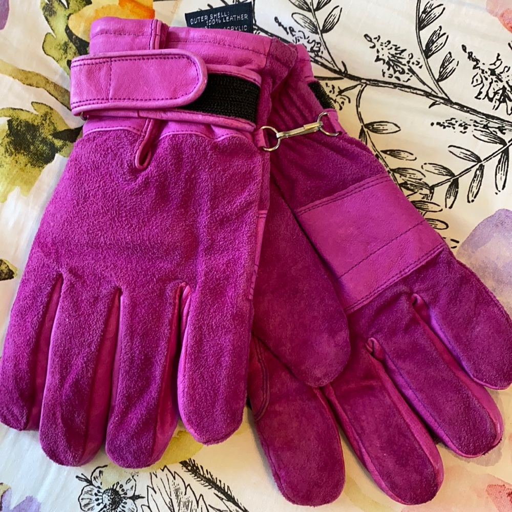 Wilson Leather pink leather gloves